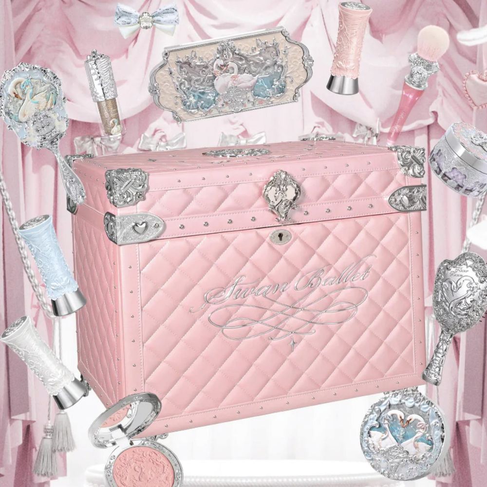 Flower Knows Swan Ballet All In Gift Set RevaBuy flower-knows-swan-ballet-all-in-gift-set-revabuy